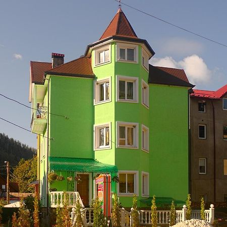 Hotel Makovytsya Jaremče Exteriér fotografie